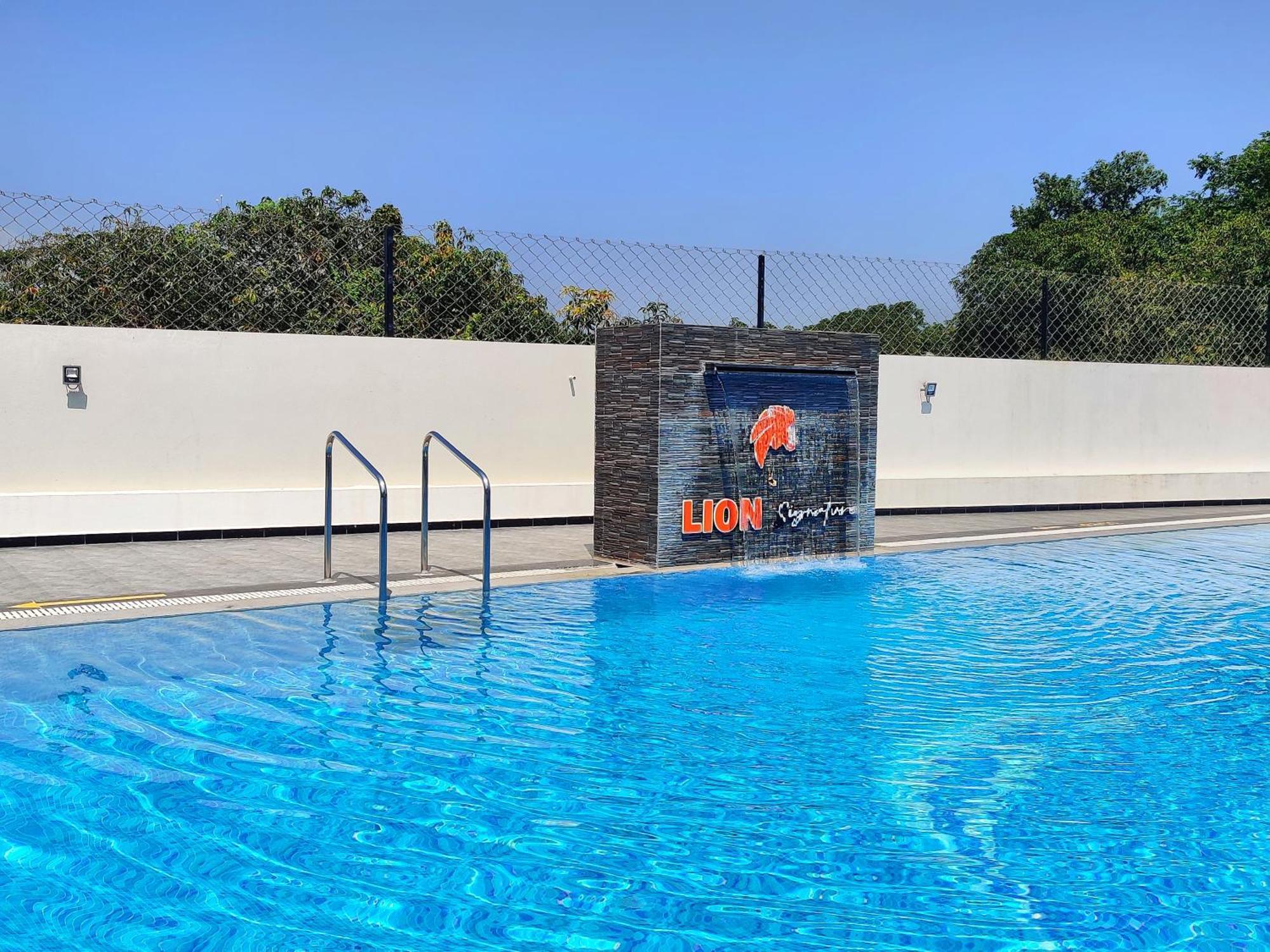 Lion Signature Family Resort Szaszan Gir Kültér fotó