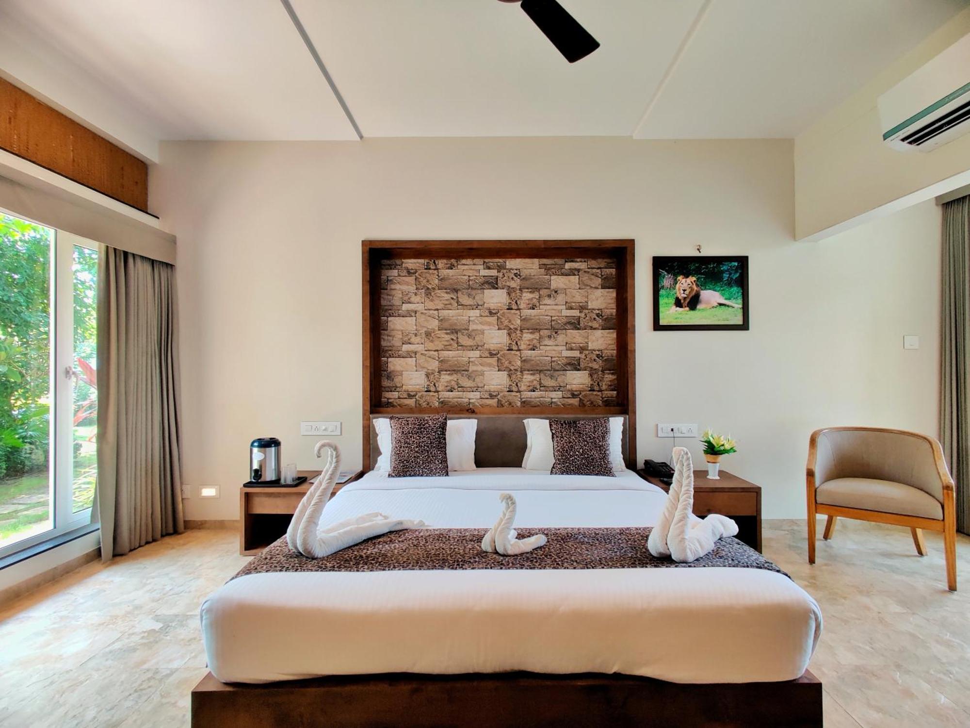 Lion Signature Family Resort Szaszan Gir Kültér fotó